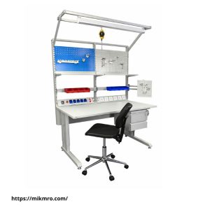 Bàn thao tác cơ khí thiết kế chắc chắn, khung thép sơn tĩnh điện bền bỉ, phù hợp cho xưởng sản xuất và phòng kỹ thuật.