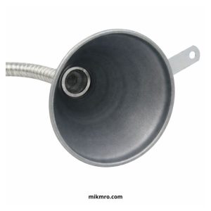 Phễu tiếp nhiên liệu KTX-140370 thiết kế miệng rộng 140mm, ống kim loại mềm linh hoạt 370mm/630mm, tích hợp lưới lọc cặn, chuyên dùng châm xăng dầu cho ô tô, xe máy và máy móc cơ khí.