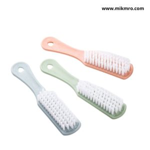 Bàn chải nhựa vệ sinh đa năng, lông dày chắc, phù hợp chà giày dép và quần áo.