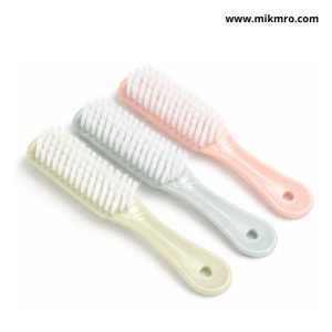 Bàn chải nhựa vệ sinh đa năng, lông dày chắc, phù hợp chà giày dép và quần áo.