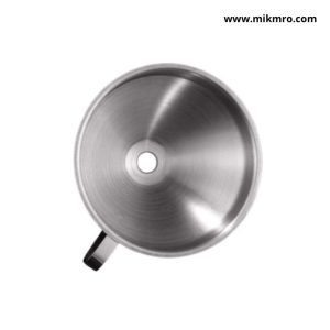 Phễu Inox 304 có độ bền bỉ cao, chống oxy hóa và an toàn khi tiếp xúc thực phẩm. Sản phẩm phù hợp sử dụng trong nhà bếp gia đình, quán ăn, nhà hàng...